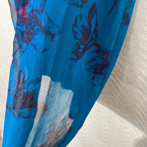 KENSIE Teal Blue Sheer Dress Floral overlay with a black under slip - Picture 8 of 11